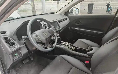 Honda Vezel, 2022 год, 1 070 000 рублей, 7 фотография