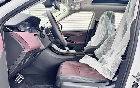 Land Rover Range Rover Evoque II, 2026 год, 4 760 000 рублей, 14 фотография