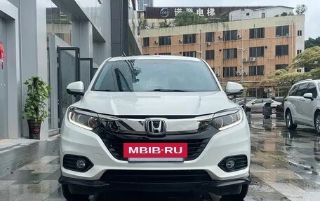 Honda Vezel, 2021 год, 1 205 000 рублей, 2 фотография