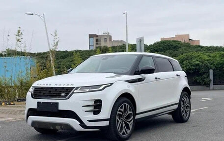 Land Rover Range Rover Evoque II, 2024 год, 4 309 000 рублей, 3 фотография