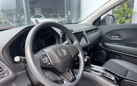 Honda Vezel, 2021 год, 1 205 000 рублей, 8 фотография