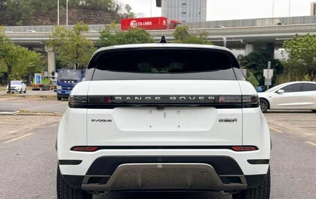 Land Rover Range Rover Evoque II, 2024 год, 4 309 000 рублей, 6 фотография