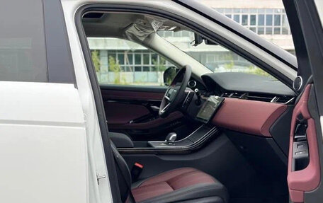 Land Rover Range Rover Evoque II, 2024 год, 4 309 000 рублей, 11 фотография