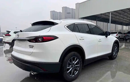 Mazda CX-4, 2023 год, 1 856 000 рублей, 5 фотография