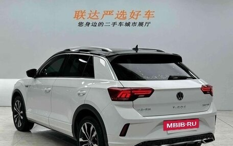 Volkswagen T-Roc I, 2022 год, 2 014 000 рублей, 4 фотография