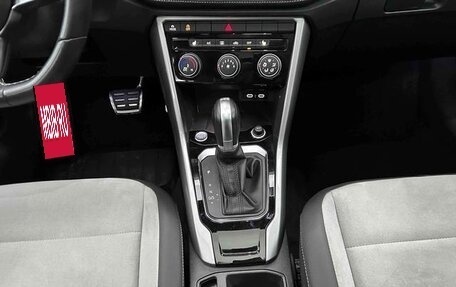 Volkswagen T-Roc I, 2022 год, 2 014 000 рублей, 10 фотография