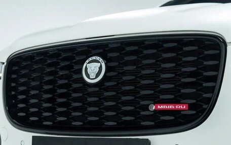 Jaguar F-Pace, 2024 год, 4 805 000 рублей, 19 фотография