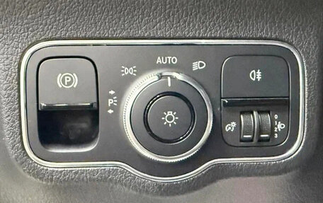 Mercedes-Benz GLB, 2021 год, 2 210 000 рублей, 16 фотография