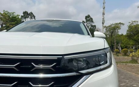 Volkswagen T-Roc I, 2022 год, 1 250 000 рублей, 9 фотография