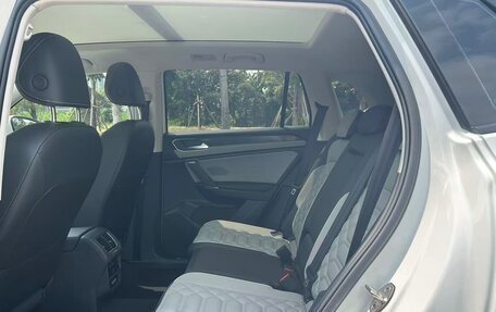 Volkswagen T-Roc I, 2022 год, 1 250 000 рублей, 18 фотография