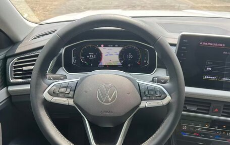 Volkswagen T-Roc I, 2022 год, 1 250 000 рублей, 14 фотография