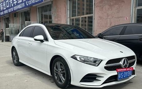 Mercedes-Benz A-Класс, 2022 год, 1 973 000 рублей, 3 фотография