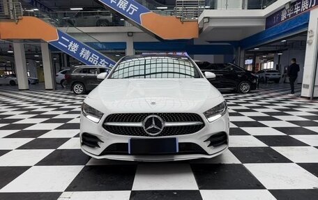 Mercedes-Benz A-Класс, 2021 год, 1 697 000 рублей, 2 фотография