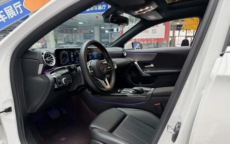 Mercedes-Benz A-Класс, 2021 год, 1 697 000 рублей, 7 фотография