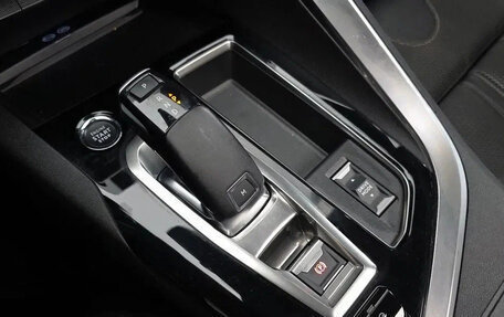 Peugeot 3008 II, 2022 год, 1 410 000 рублей, 7 фотография