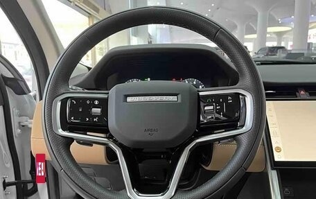 Land Rover Discovery Sport I рестайлинг, 2025 год, 4 350 000 рублей, 8 фотография