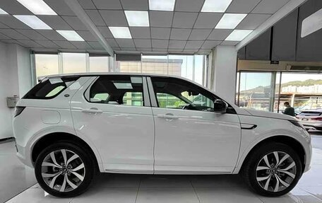 Land Rover Discovery Sport I рестайлинг, 2025 год, 4 350 000 рублей, 14 фотография