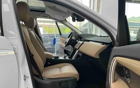 Land Rover Discovery Sport I рестайлинг, 2025 год, 4 350 000 рублей, 21 фотография