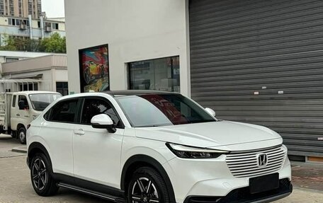 Honda Vezel, 2023 год, 1 850 002 рублей, 2 фотография