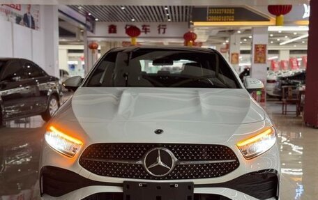 Mercedes-Benz A-Класс, 2022 год, 1 936 000 рублей, 2 фотография