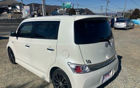 Toyota bB II рестайлинг, 2013 год, 770 000 рублей, 4 фотография