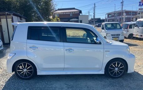 Toyota bB II рестайлинг, 2013 год, 770 000 рублей, 7 фотография