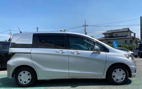 Honda Freed I, 2012 год, 800 000 рублей, 7 фотография
