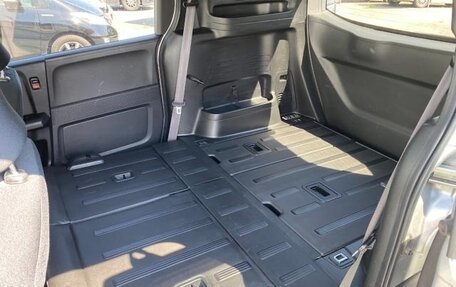 Honda Freed I, 2012 год, 800 000 рублей, 14 фотография