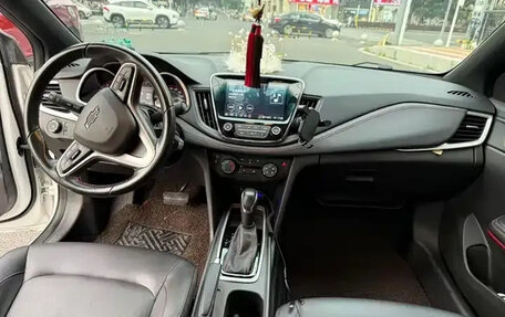 Chevrolet Monza, 2022 год, 1 080 000 рублей, 9 фотография