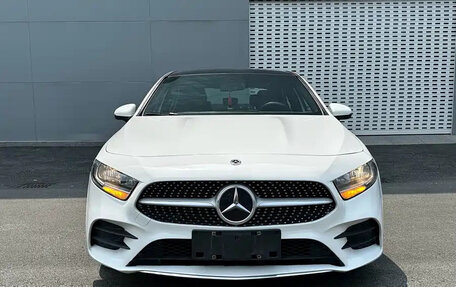 Mercedes-Benz A-Класс, 2022 год, 1 872 000 рублей, 2 фотография