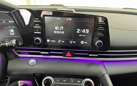 Hyundai Elantra, 2022 год, 1 368 970 рублей, 8 фотография