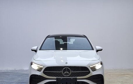 Mercedes-Benz A-Класс, 2022 год, 1 954 000 рублей, 2 фотография