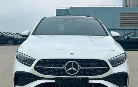 Mercedes-Benz A-Класс, 2022 год, 2 166 000 рублей, 2 фотография