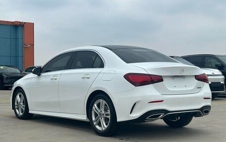 Mercedes-Benz A-Класс, 2022 год, 2 166 000 рублей, 6 фотография