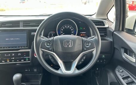 Honda Fit III, 2017 год, 860 000 рублей, 7 фотография