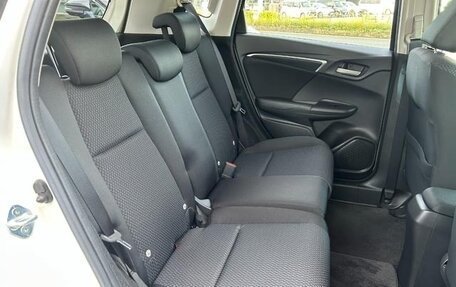 Honda Fit III, 2017 год, 860 000 рублей, 15 фотография