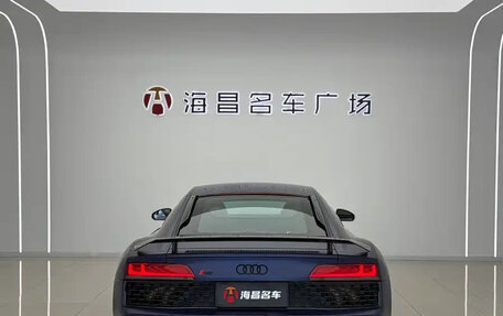Audi R8, 2021 год, 24 456 968 рублей, 8 фотография