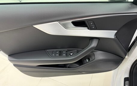 Audi A4, 2021 год, 2 450 000 рублей, 20 фотография
