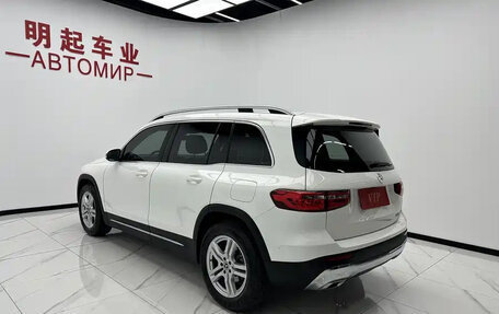 Mercedes-Benz GLB, 2021 год, 2 700 000 рублей, 6 фотография