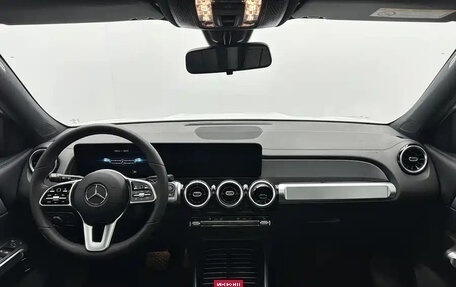Mercedes-Benz GLB, 2021 год, 2 700 000 рублей, 7 фотография