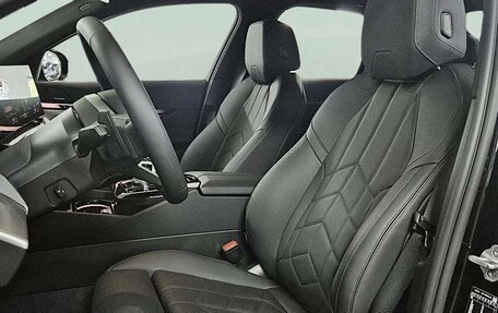 BMW 5 серия, 2025 год, 5 541 000 рублей, 6 фотография