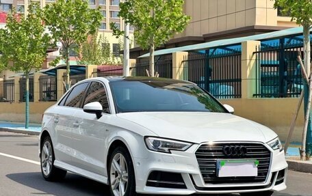 Audi A3, 2018 год, 1 450 000 рублей, 2 фотография