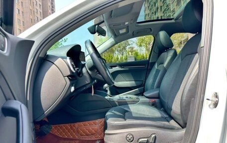 Audi A3, 2018 год, 1 450 000 рублей, 14 фотография