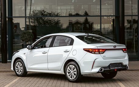 KIA Rio IV, 2022 год, 1 595 000 рублей, 4 фотография