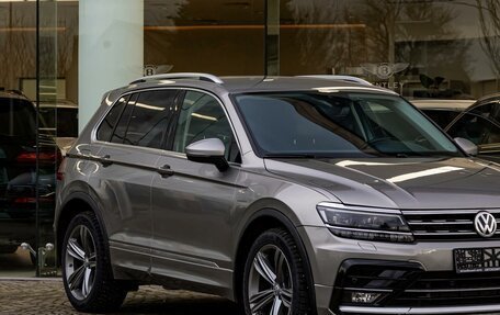 Volkswagen Tiguan II, 2019 год, 2 495 000 рублей, 7 фотография