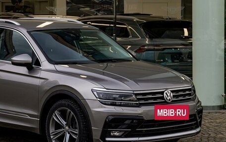 Volkswagen Tiguan II, 2019 год, 2 495 000 рублей, 8 фотография