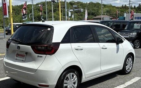 Honda Fit, 2023 год, 1 100 000 рублей, 4 фотография
