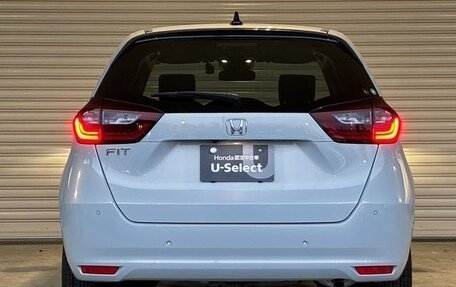 Honda Fit, 2024 год, 1 300 000 рублей, 6 фотография