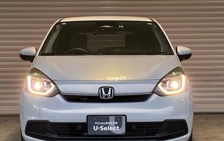 Honda Fit, 2024 год, 1 300 000 рублей, 3 фотография