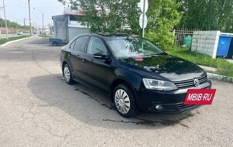 Volkswagen Jetta VI, 2013 год, 960 000 рублей, 3 фотография